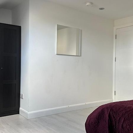 Stunning New 1 Bedroom Apartment Londres Exterior foto